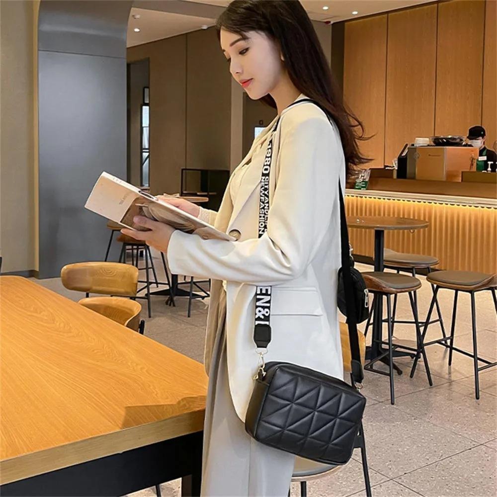 Girl's White PU Leather Embroidered Crossbody Bag, C-AR-5 White